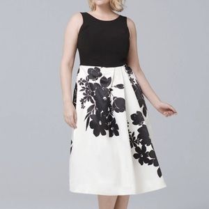 WHITE HOUSE BLACK MARKET Floral Fit & Flare Dress